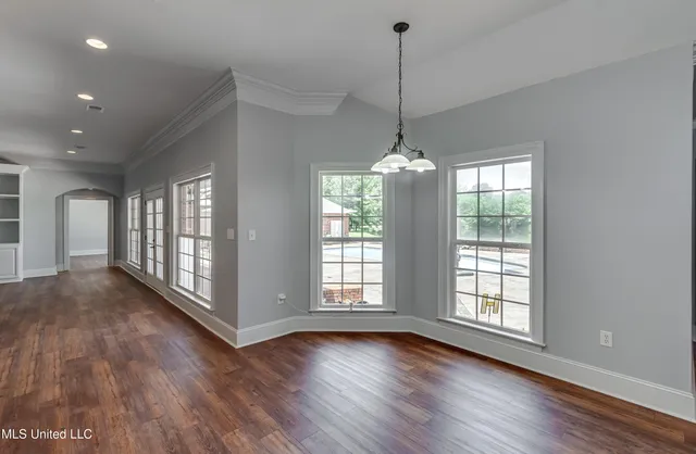 $1,499,000 | 123 Lakeshire Cove, Canton, MS 39046