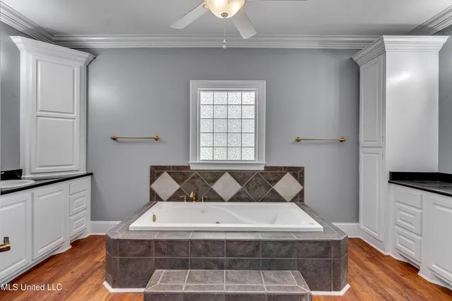 $1,499,000 | 123 Lakeshire Cove, Canton, MS 39046