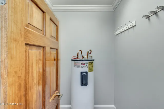 $1,499,000 | 123 Lakeshire Cove, Canton, MS 39046