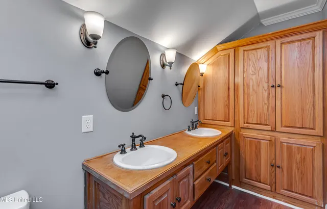 $1,499,000 | 123 Lakeshire Cove, Canton, MS 39046