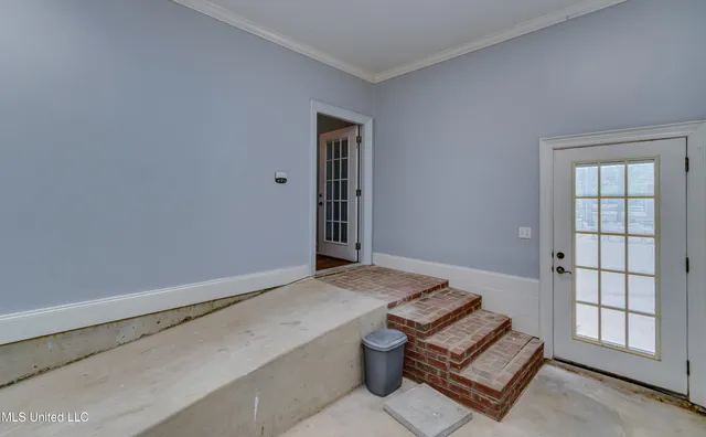 $1,499,000 | 123 Lakeshire Cove, Canton, MS 39046