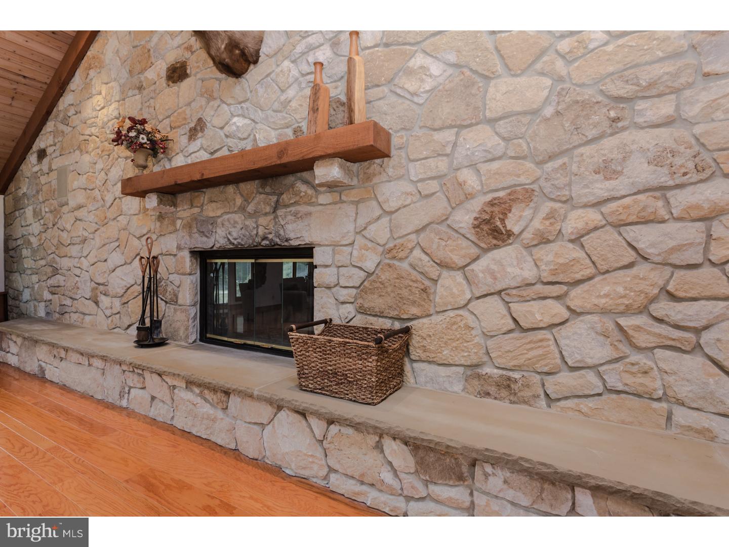 824 Byers Road Chester Springs, PA 19425 - Photo 5 of 25 Great Room