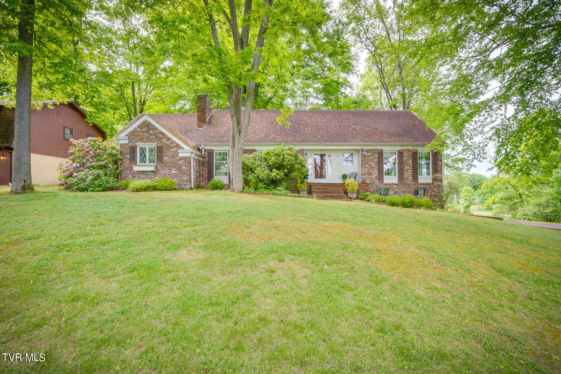 539 Beech Forest Road Bristol, TN 37620 - Photo 1 of 71 001