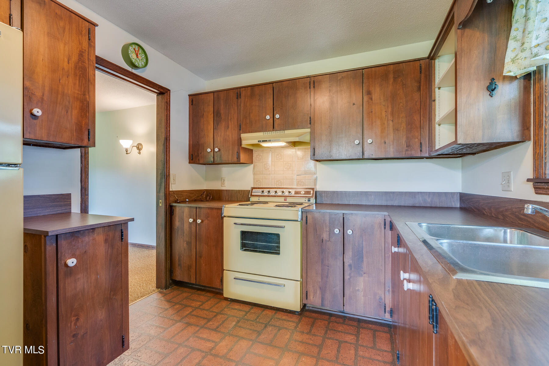 539 Beech Forest Road Bristol, TN 37620 - Photo 54 of 71 054