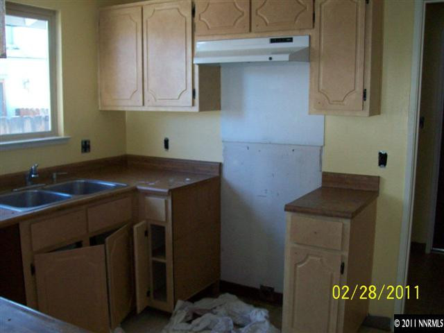 4361 Reggie Road Reno, NV 89502 - Photo 5 of 13 Photo 5