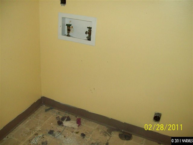4361 Reggie Road Reno, NV 89502 - Photo 6 of 13 Photo 6