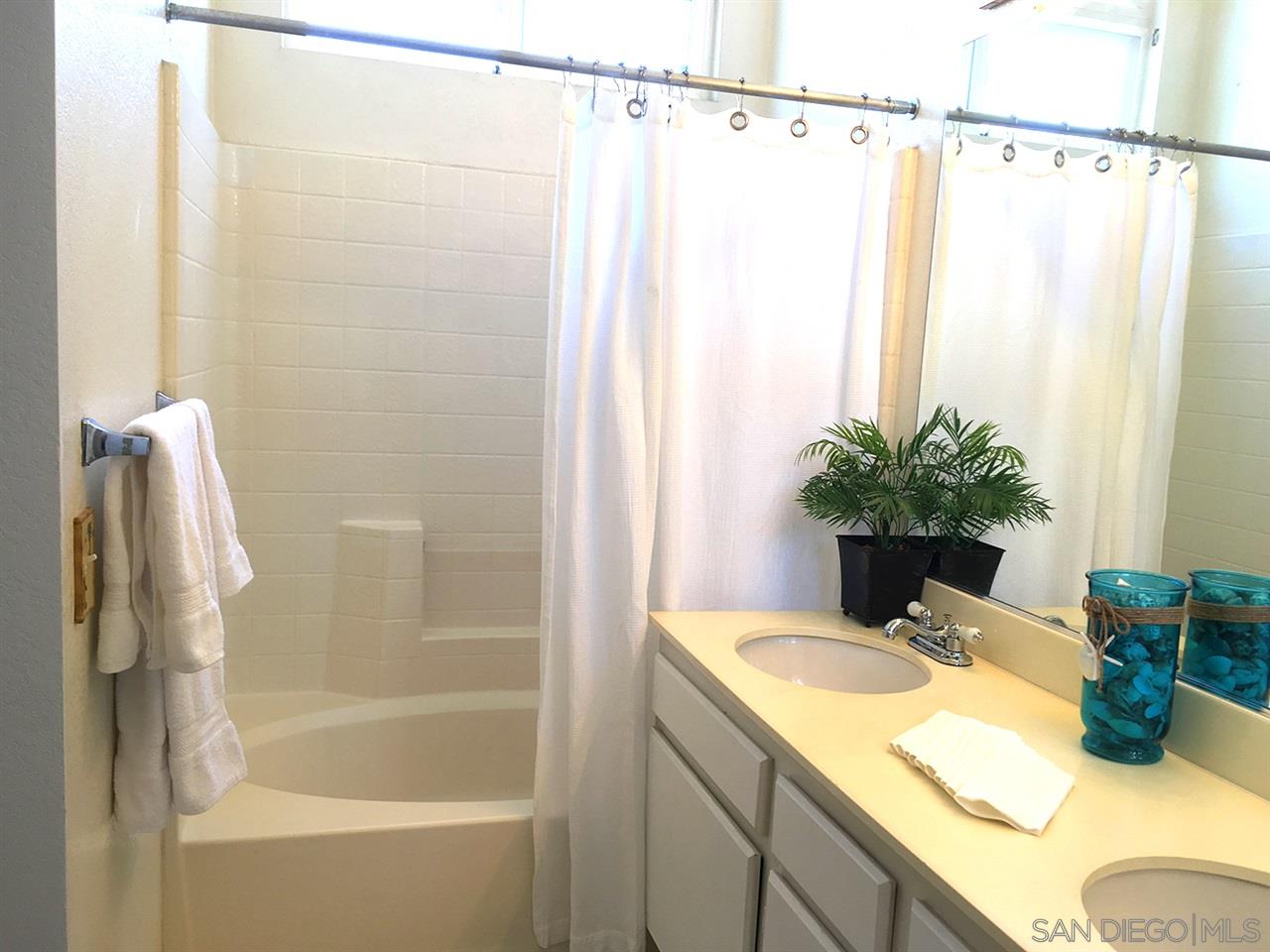 44944 Linalou Ranch Road Temecula, CA 92592 - Photo 6 of 11 Gallery Image 6
