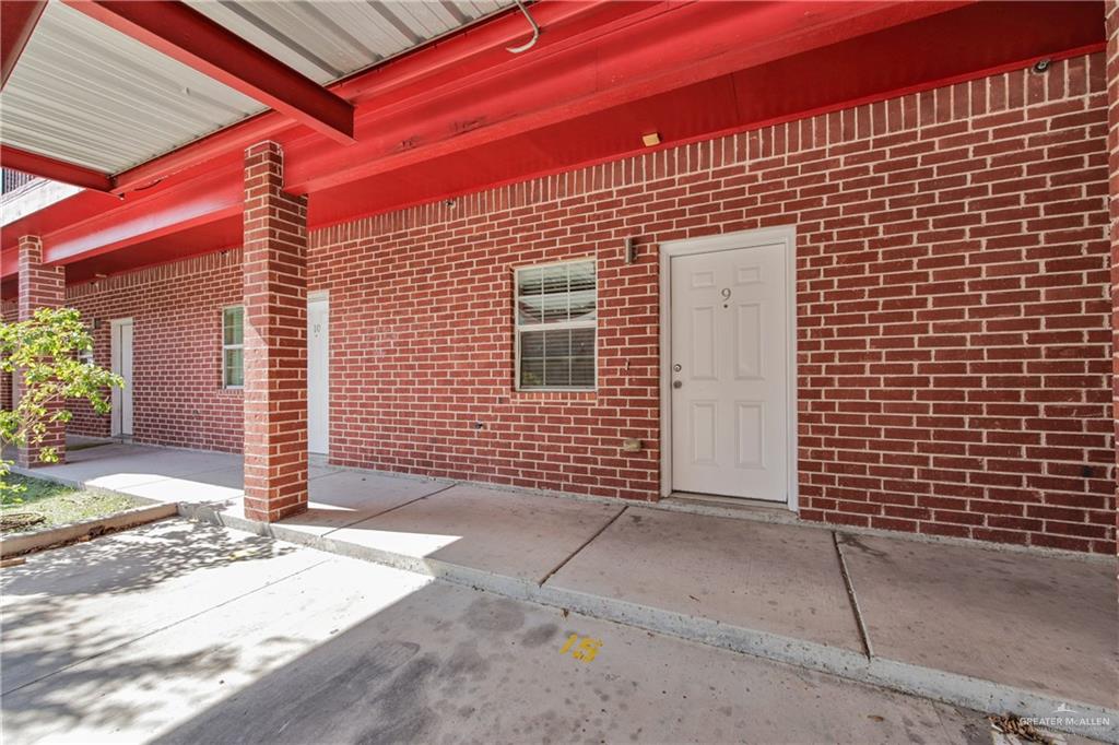 1814 East Iowa Road Edinburg, TX 78542 - Photo 15 of 22 a front view of a house