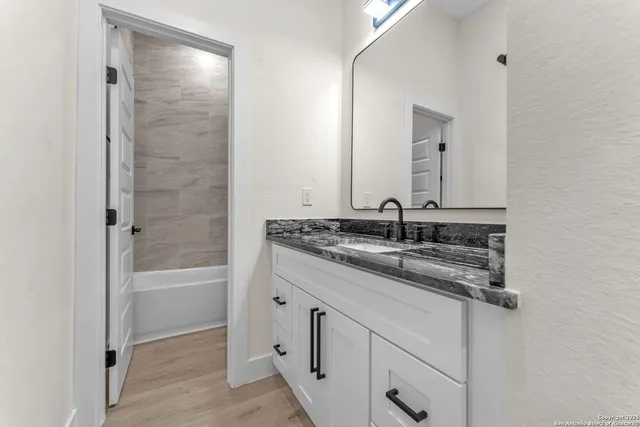 $1,650 | 110 Webb, Unit 201, San Antonio, TX 78223