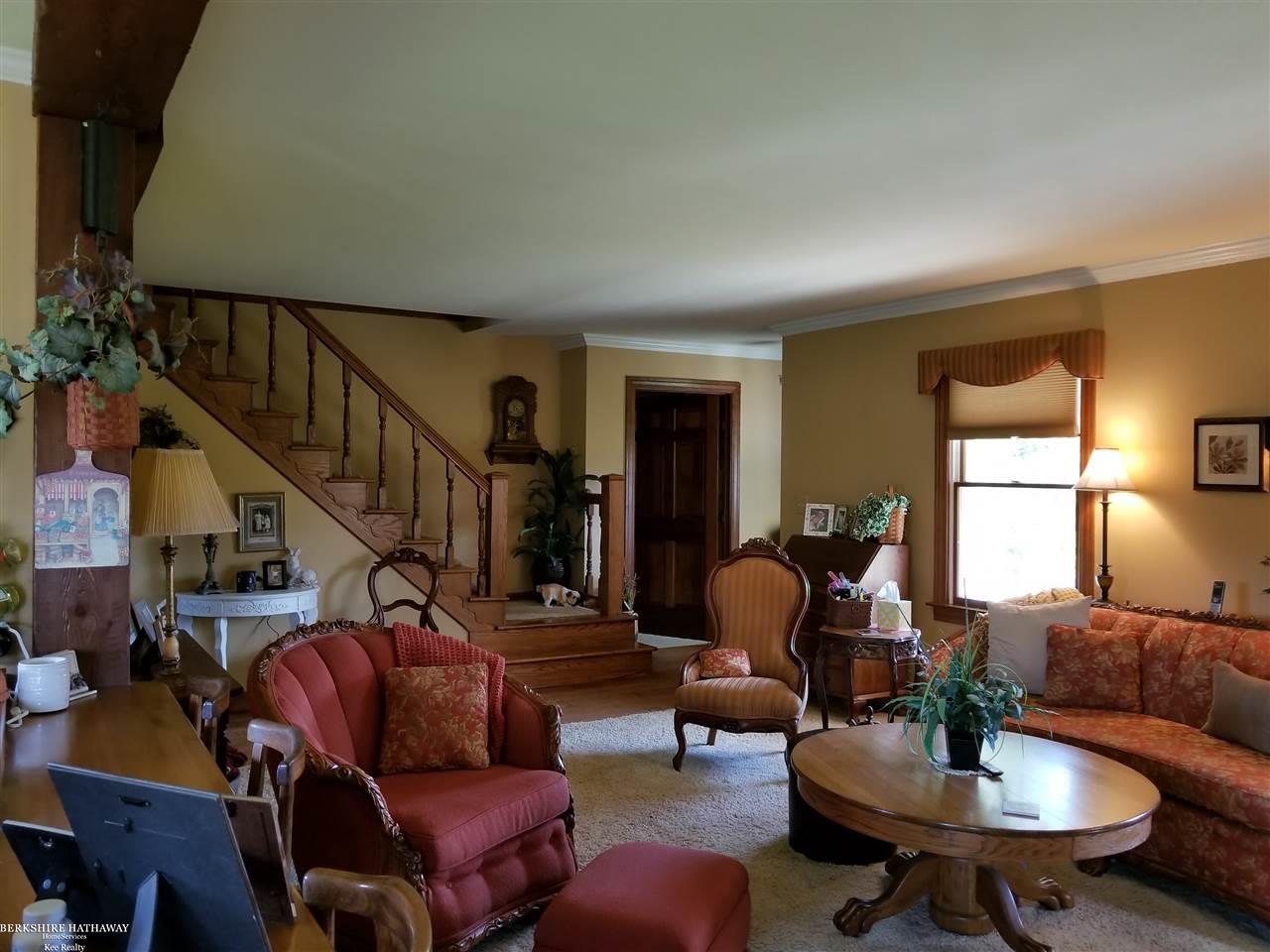 20805 33 Mile Road Armada, MI 48005 - Photo 6 of 53 31345340-5.JPG