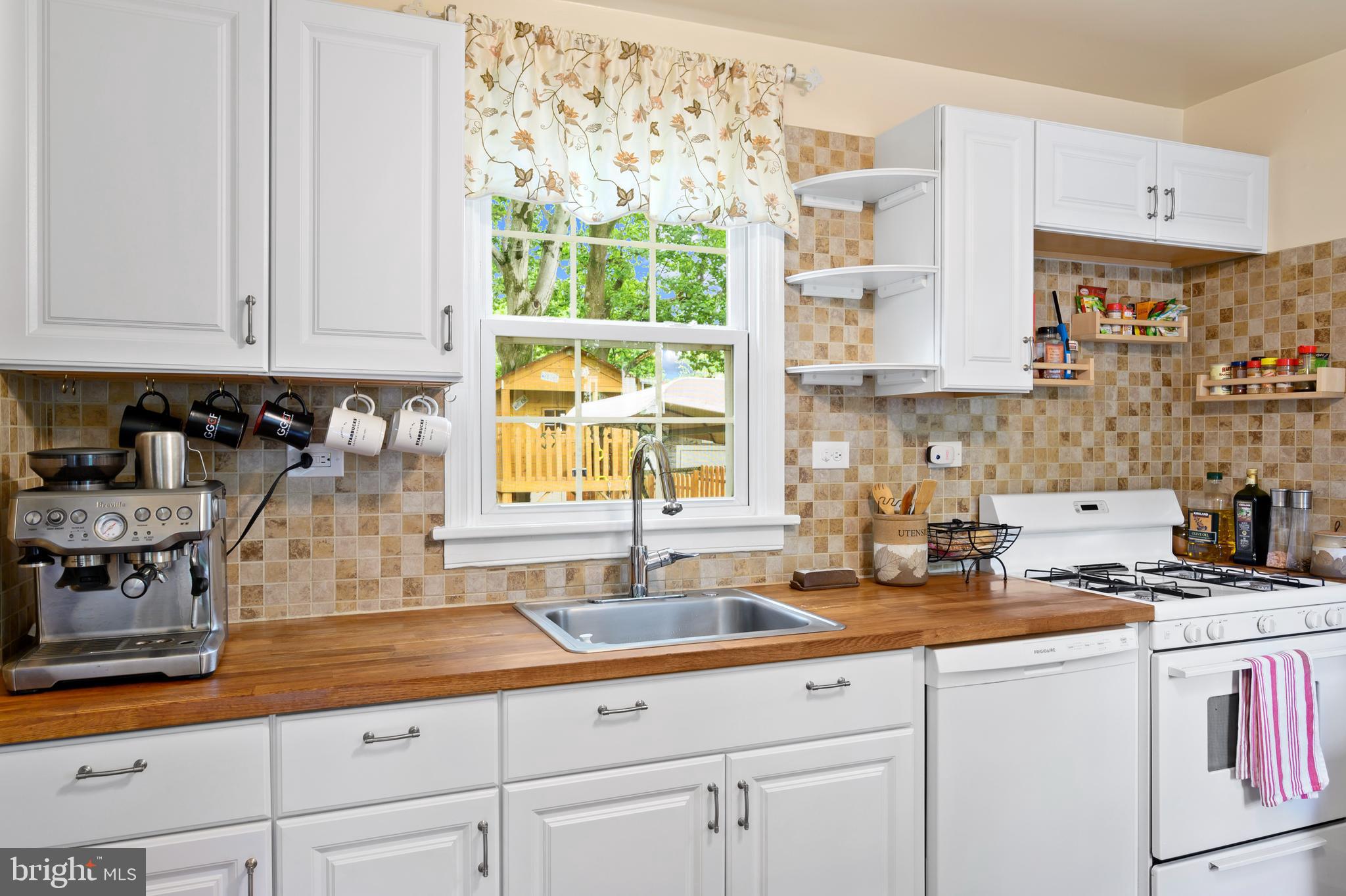 2707 Randolph Road Silver Spring, MD 20902 - Photo 12 of 33 Kitchen