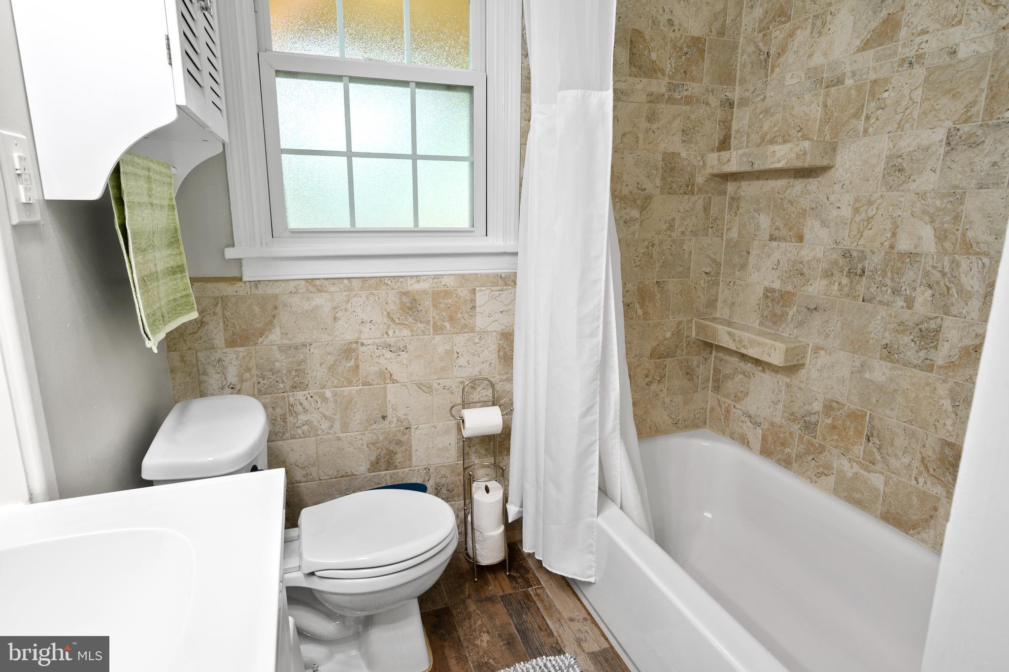 2707 Randolph Road Silver Spring, MD 20902 - Photo 15 of 33 Bathroom