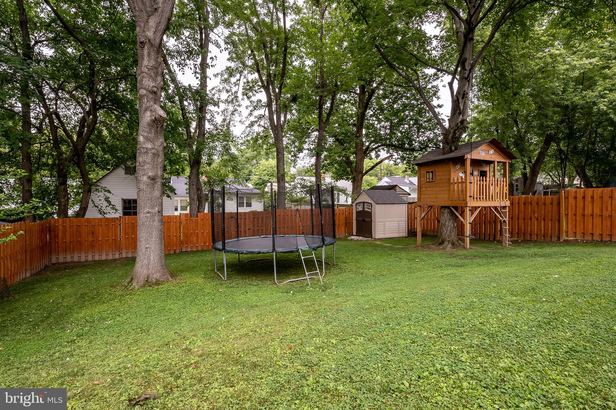 2707 Randolph Road Silver Spring, MD 20902 - Photo 25 of 33 Back Yard