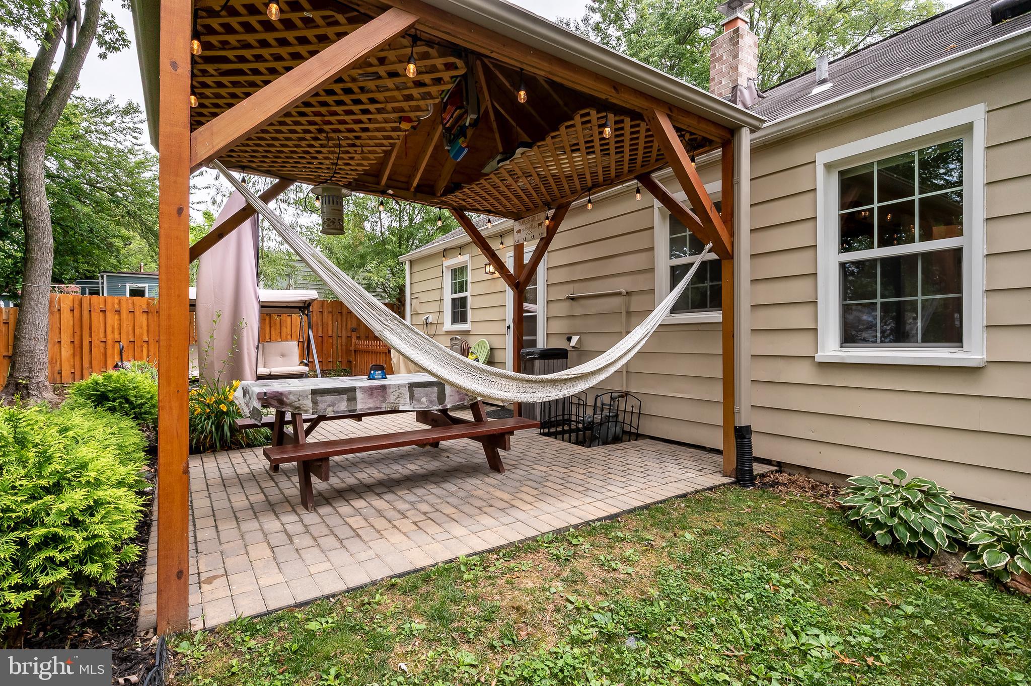 2707 Randolph Road Silver Spring, MD 20902 - Photo 27 of 33 Back Patio