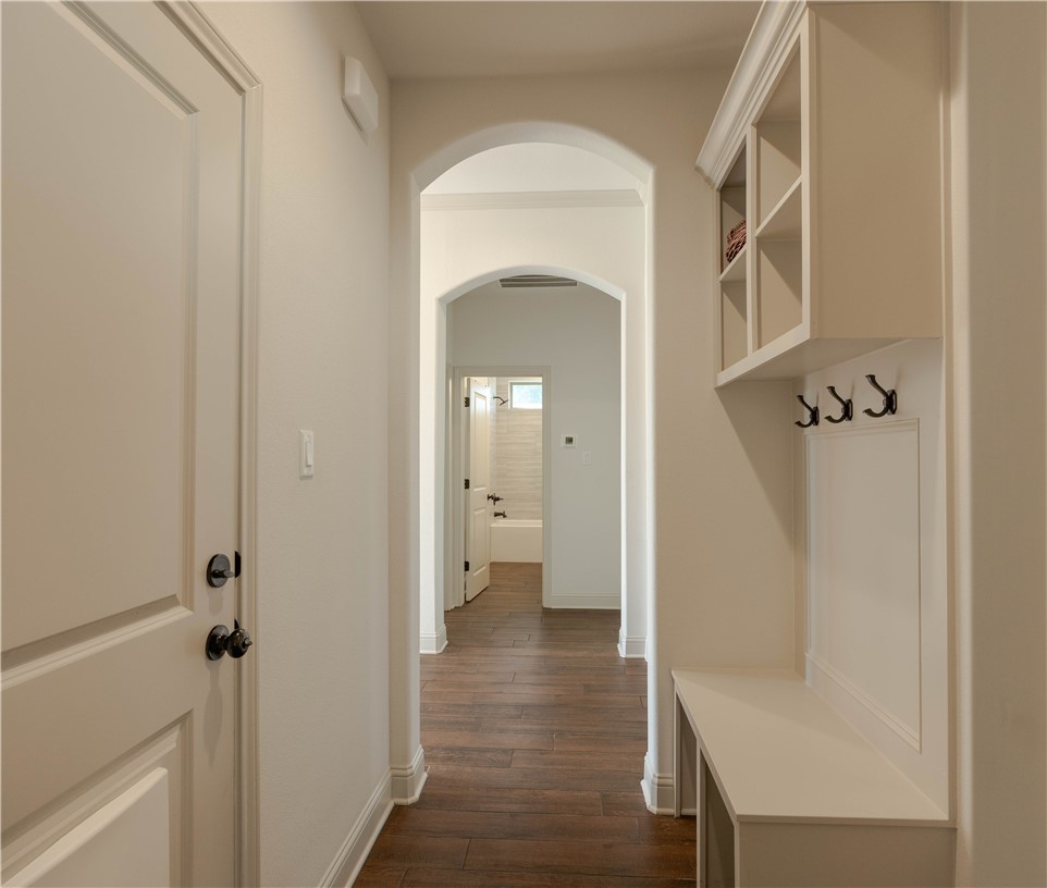 3505 Chantilly Path Bryan, TX 77808 - Photo 5 of 24 Gallery Image 5