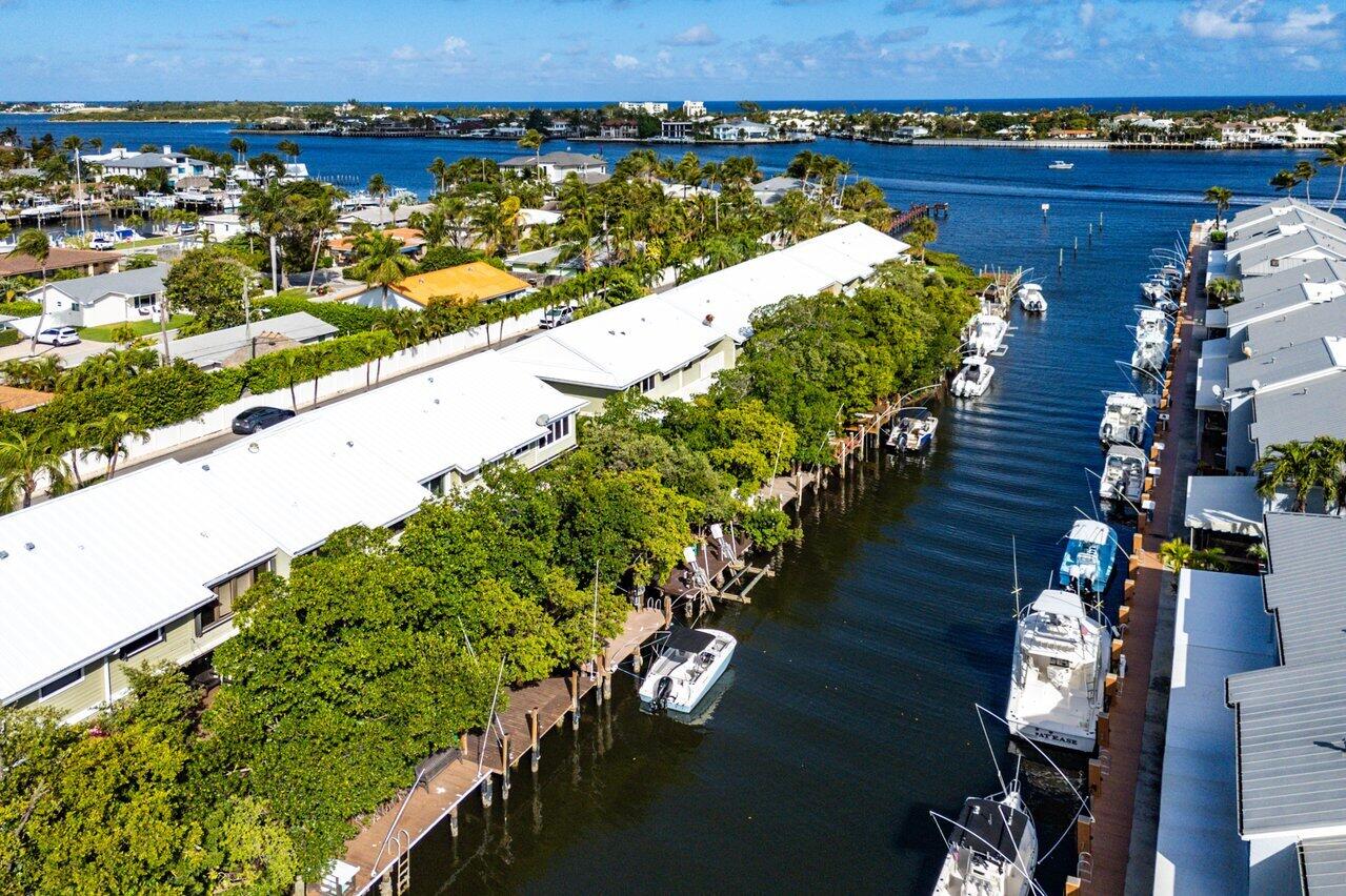 720 Mariners Way Boynton Beach, FL 33435 - Photo 37 of 49 a view of a lake with a ocean view
