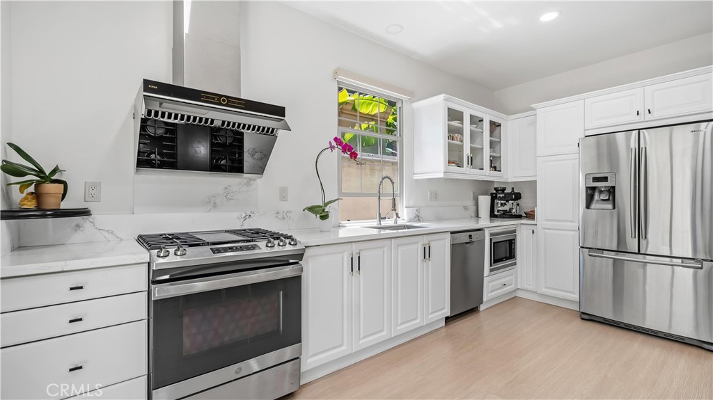 41 Costa Brava Irvine, CA 92620 - Photo 15 of 54