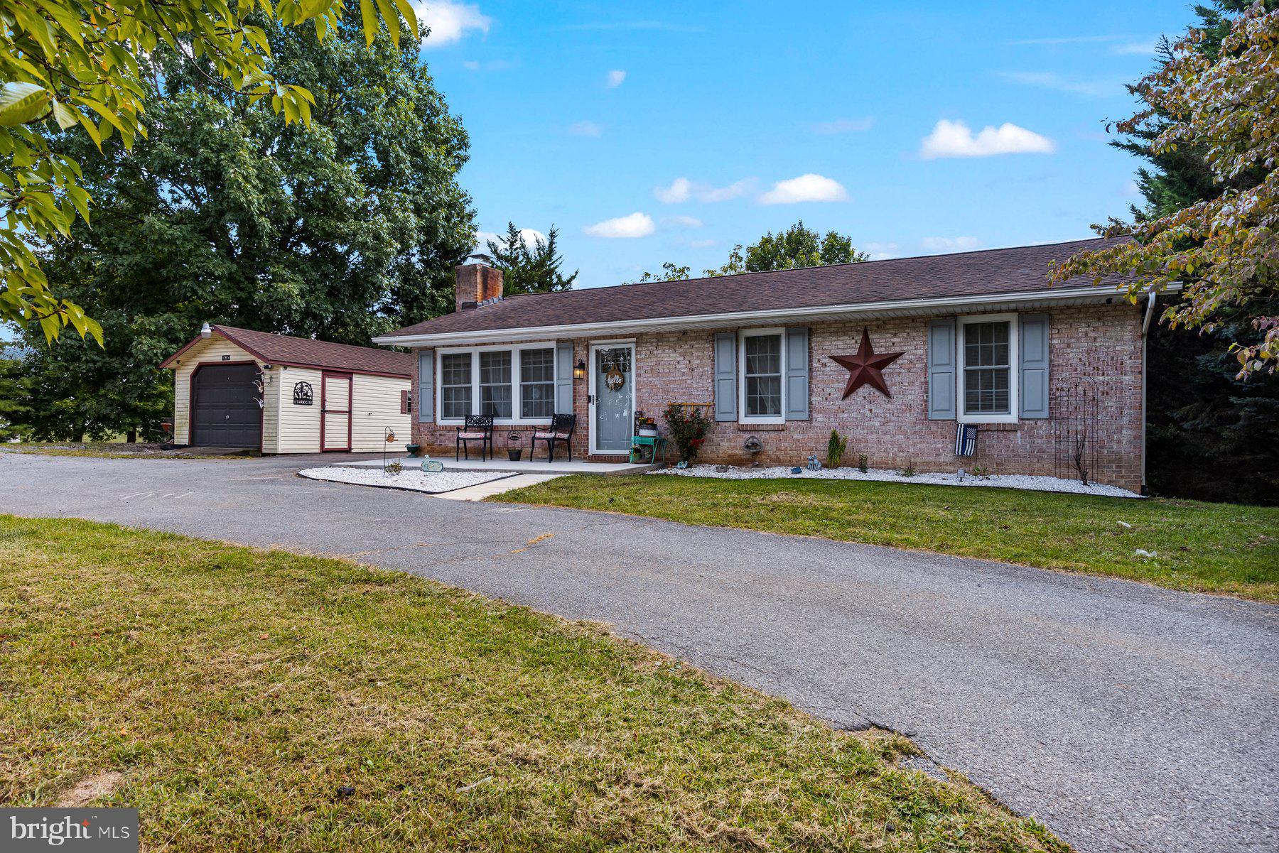16417 Shinham Road Hagerstown, MD 21740 - Photo 1 of 43 Gallery Image 1