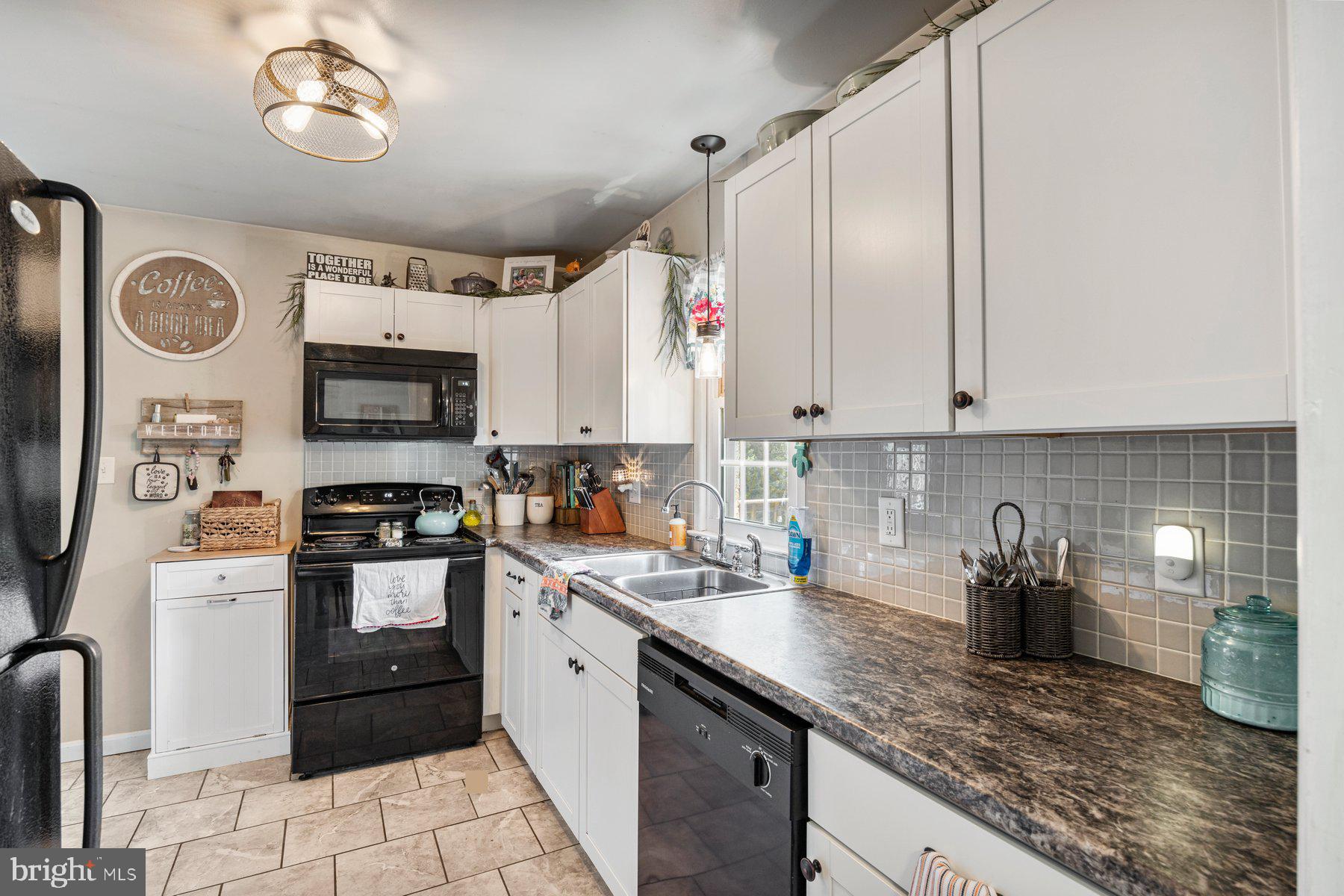 16417 Shinham Road Hagerstown, MD 21740 - Photo 12 of 43 Gallery Image 12