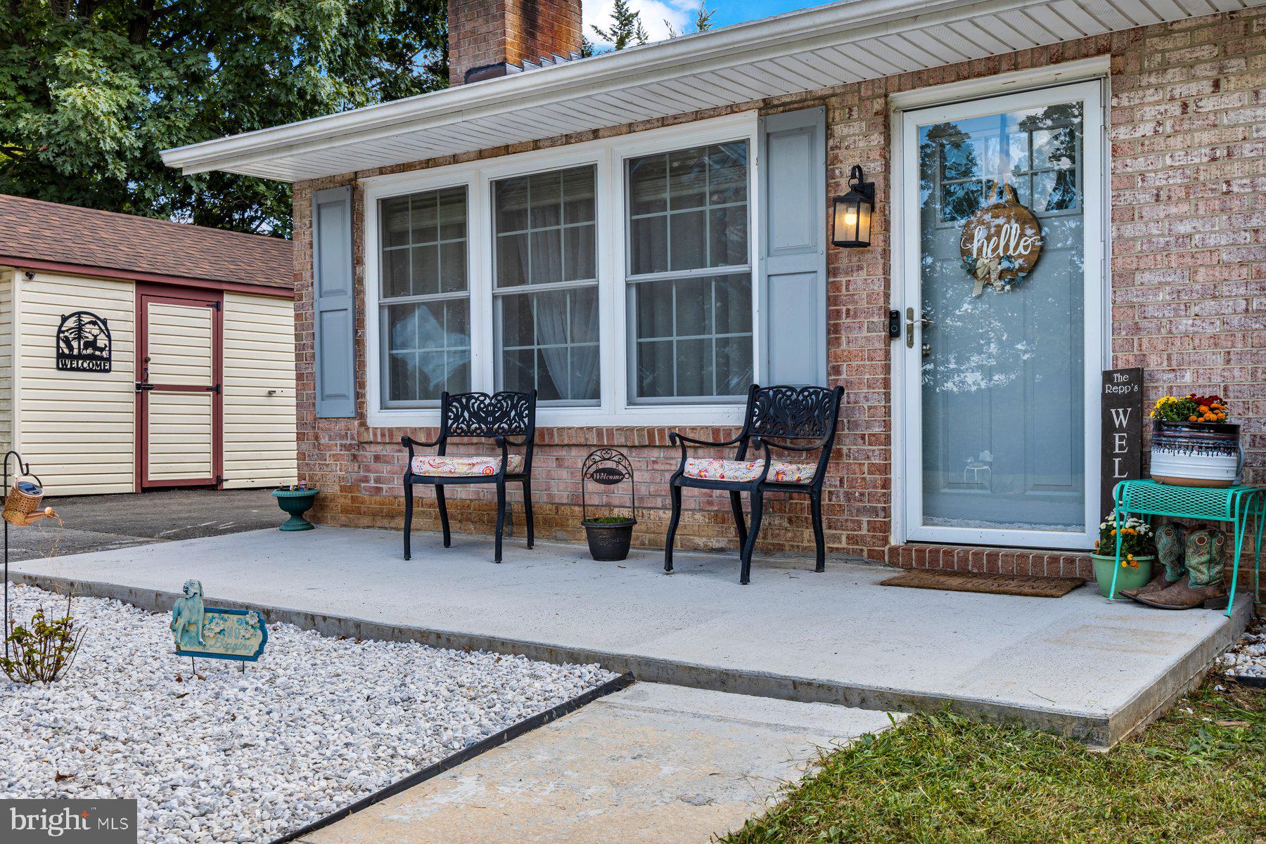 16417 Shinham Road Hagerstown, MD 21740 - Photo 4 of 43 Gallery Image 4