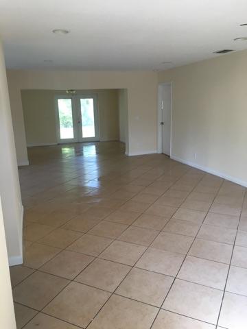 9327 Southwest 5th Street, Unit A Boca Raton, FL 33428 - Photo 11 of 20 IMG_8090