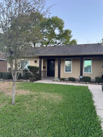 $1,800 | 534 Sulphur Street, Houston, TX 77034