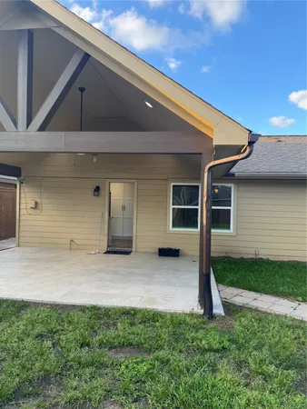 $1,800 | 534 Sulphur Street, Houston, TX 77034