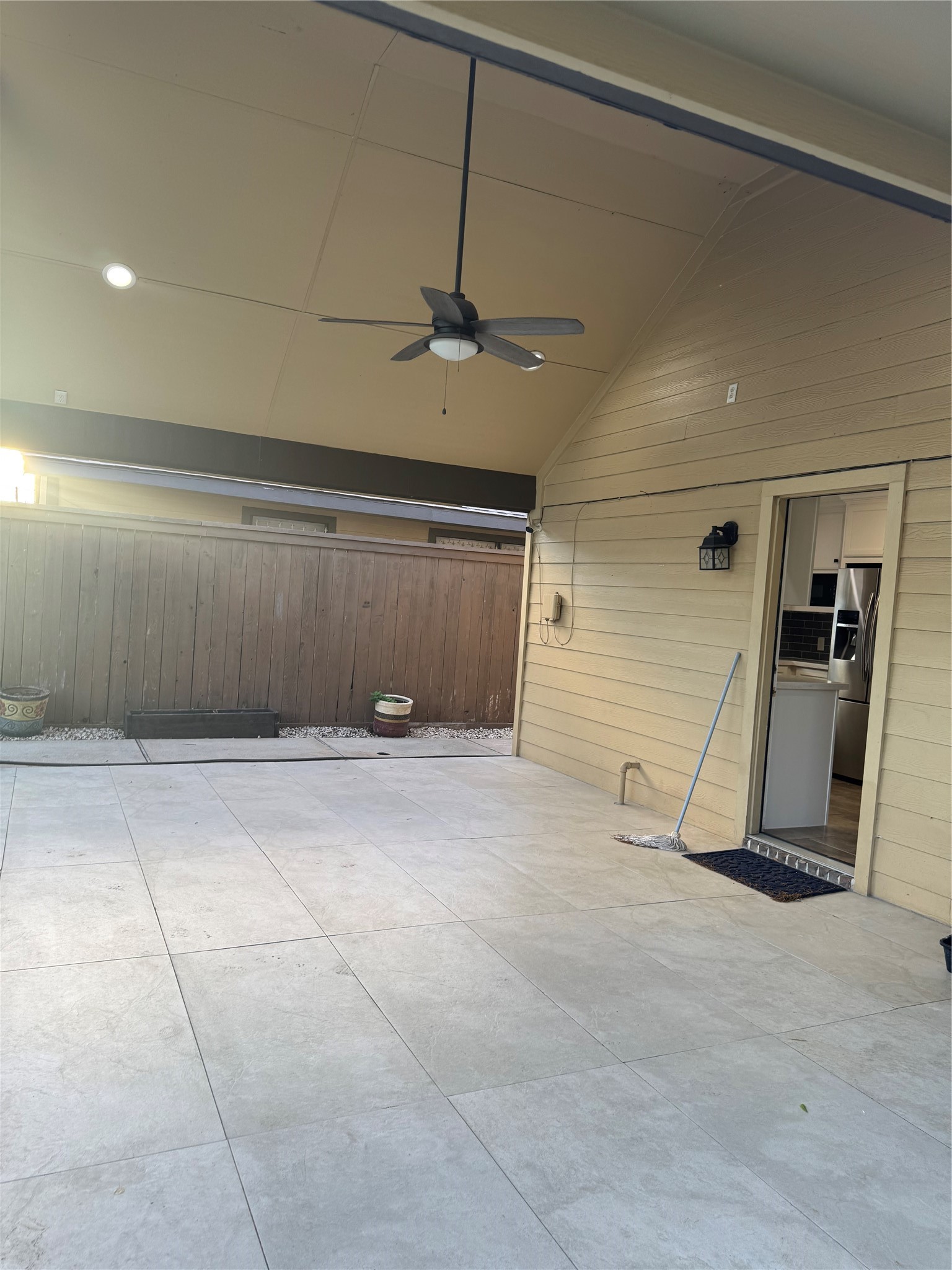 534 Sulphur Street Houston, TX 77034 - Photo 36 of 46 a view of a room with gym equipment