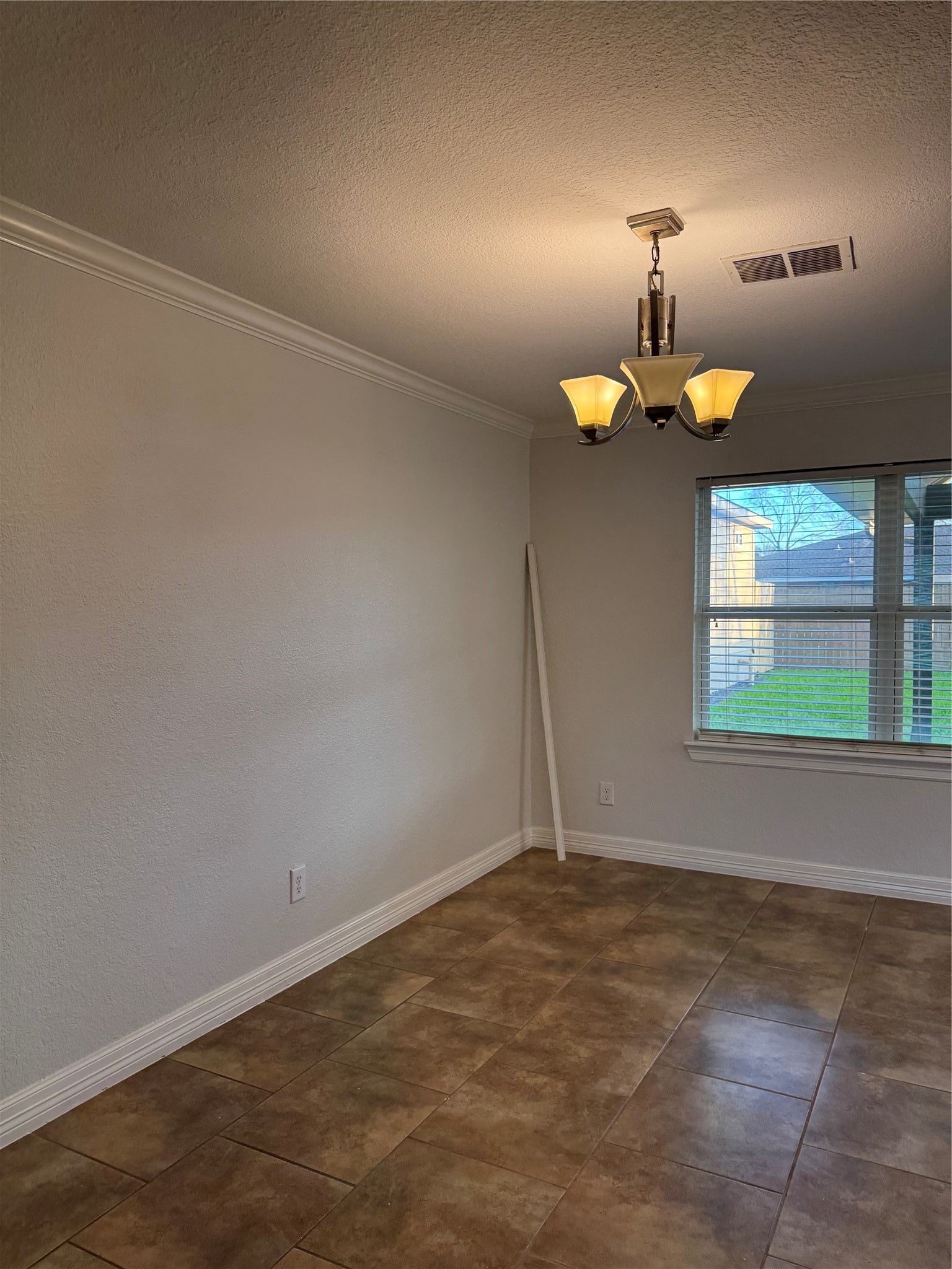 534 Sulphur Street Houston, TX 77034 - Photo 38 of 46 a view of an empty room with a window