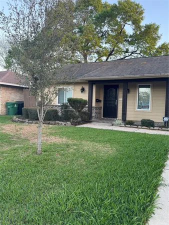 $1,800 | 534 Sulphur Street, Houston, TX 77034