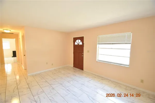 $1,625 | 5028 16th Street, Zephyrhills, FL 33542