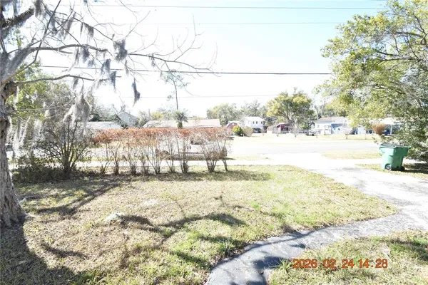 $1,625 | 5028 16th Street, Zephyrhills, FL 33542