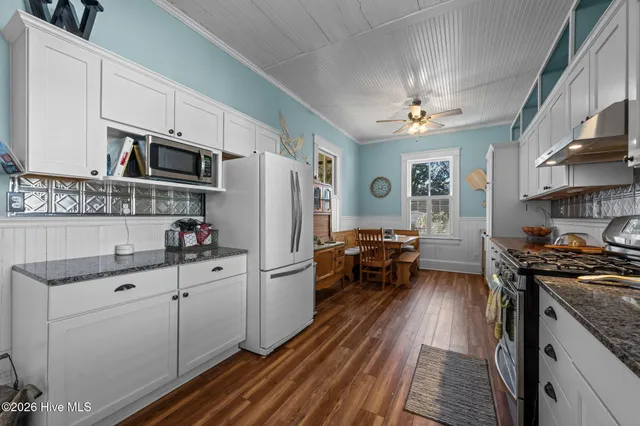 $465,000 | 1223 National Avenue, New Bern, NC 28560