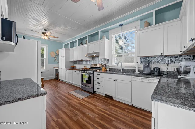 $465,000 | 1223 National Avenue, New Bern, NC 28560