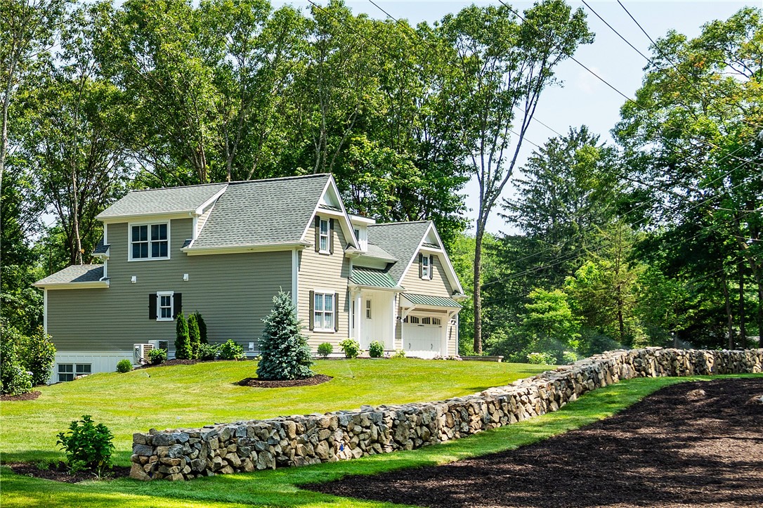 520 Greenbush Road Warwick, RI 02818 - Photo 2 of 11