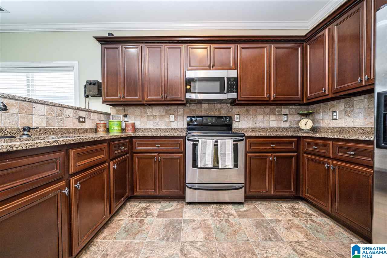 105 Sharpe Street Sterrett, AL 35147 - Photo 8 of 25