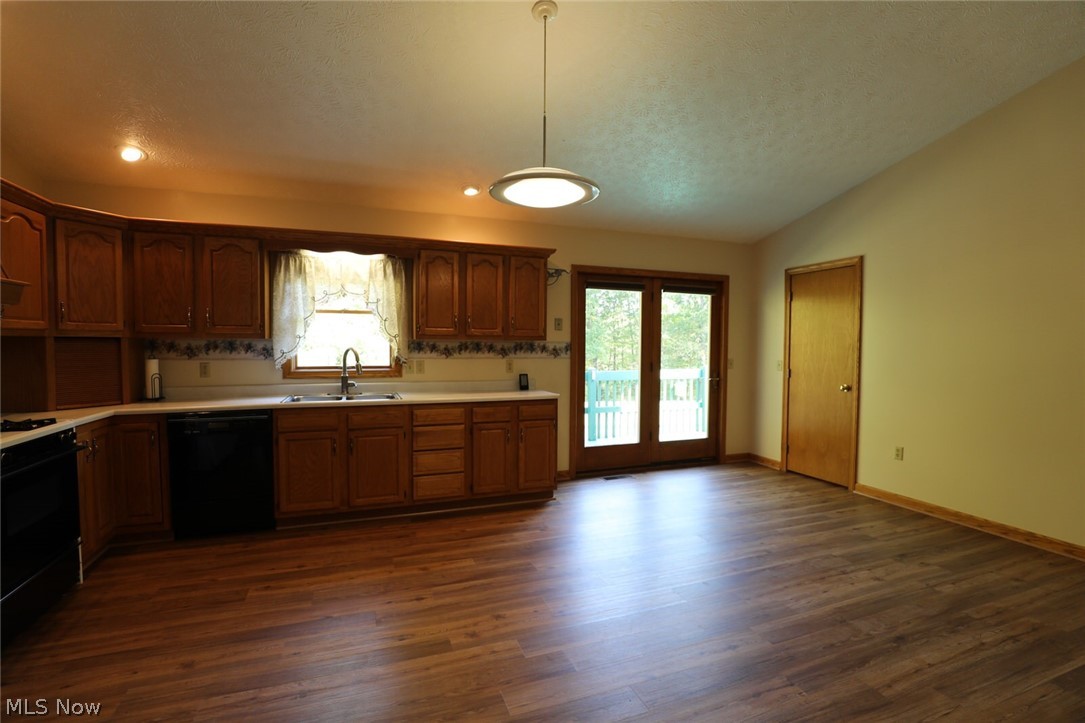 76010 Peoli Road Port Washington, OH 43837 - Photo 2 of 35 Gallery Image 2