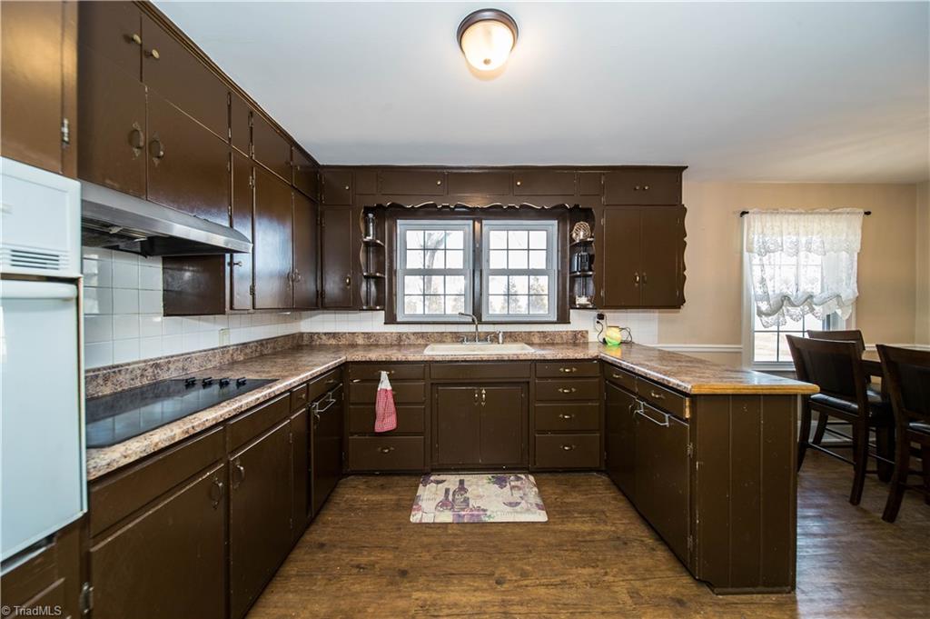 4574 Follansbee Road Winston-Salem, NC 27127 - Photo 9 of 42 Gallery Image 9