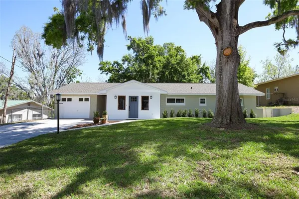 $369,900 | 627 Anderson Street, Clermont, FL 34711