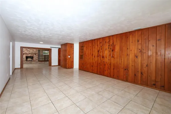 an empty room with entrance
