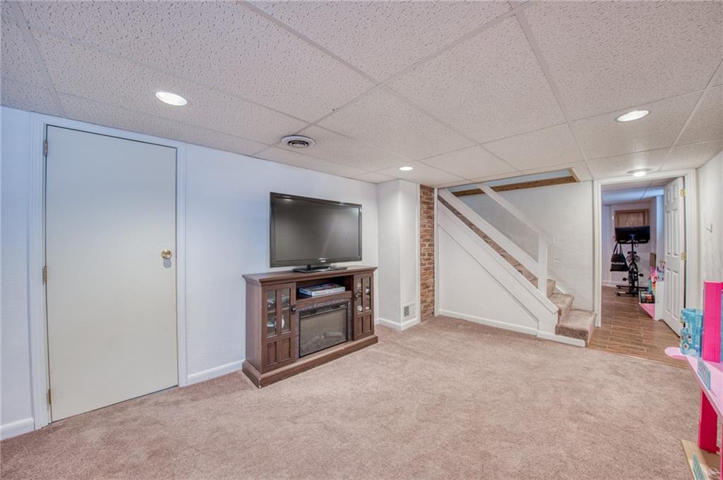 902 Foster Street Clairton, PA 15025 - Photo 28 of 45