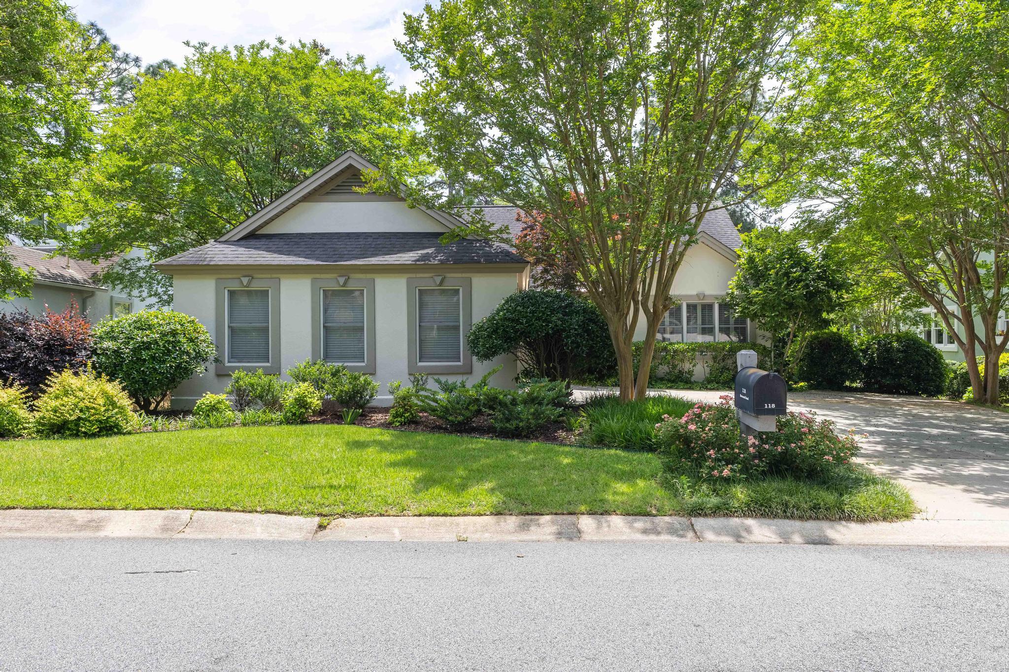 118 Boxwood Road Aiken, SC 29803 - Photo 4 of 35