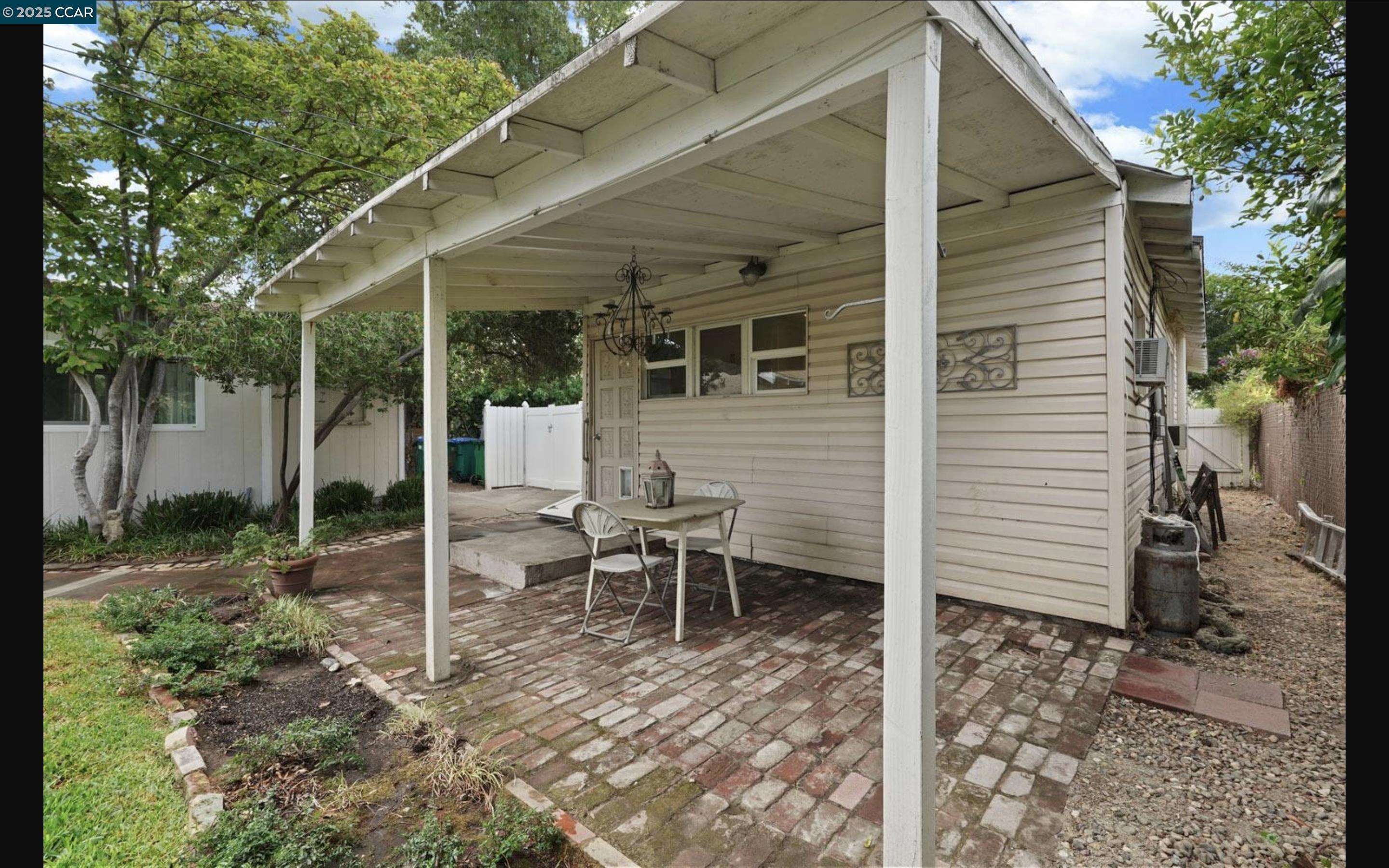 511 Locust Street Lodi, CA 95240 - Photo 5 of 5