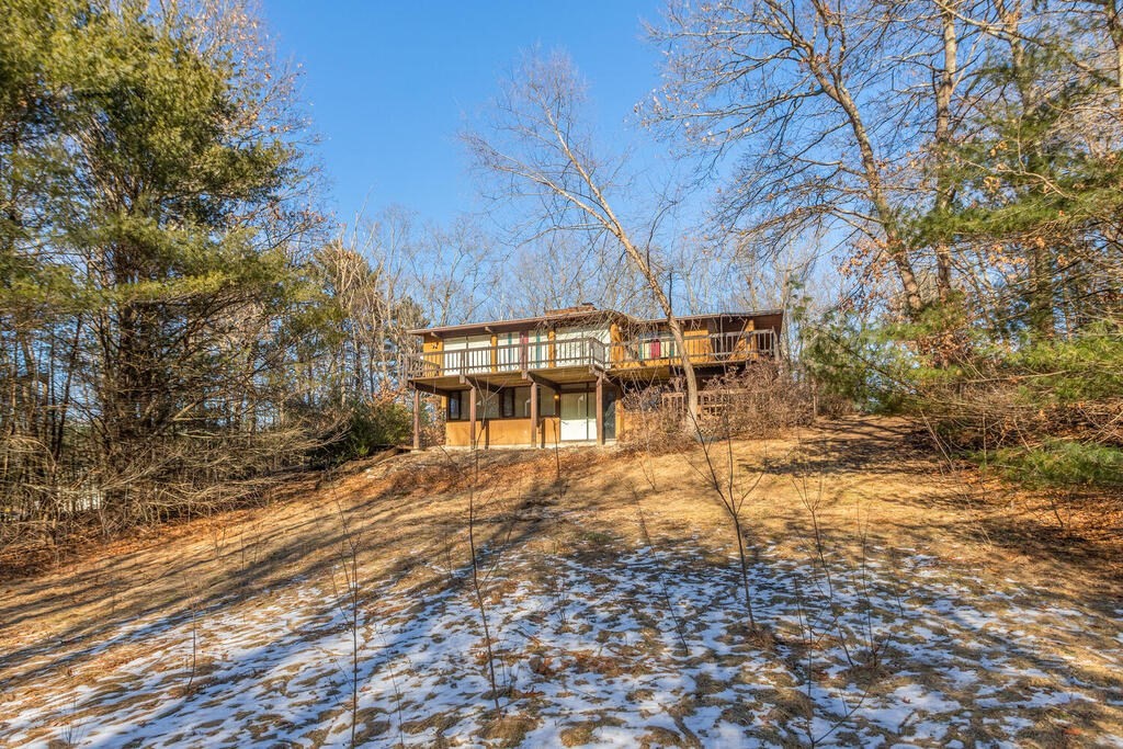 92 Leslie Road Rowley, MA 01969 - Photo 31 of 36 a view of a yard with wooden fence