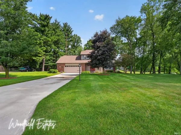 $370,000 | 480 East Lynnwood Drive North, Warsaw, IN 46580