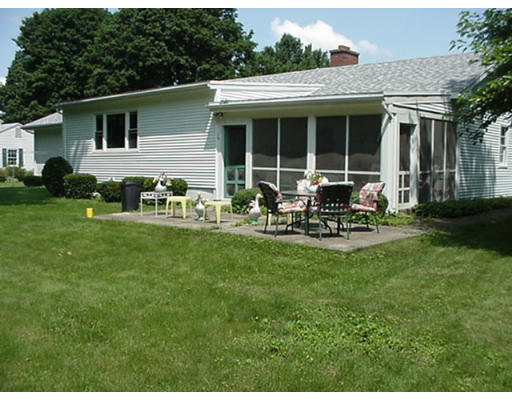 19 Old Barn Road West Springfield, MA 01089 - Photo 13 of 14 Gallery Image 13