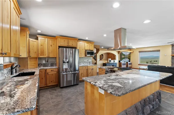 $894,500 | 507 Van Egmond Drive, Penrose, CO 81240