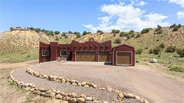 $894,500 | 507 Van Egmond Drive, Penrose, CO 81240