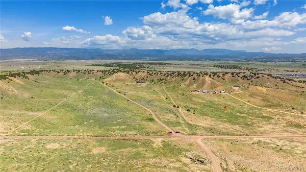 $894,500 | 507 Van Egmond Drive, Penrose, CO 81240