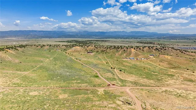 $969,900 | 507 Van Egmond Drive, Penrose, CO 81240